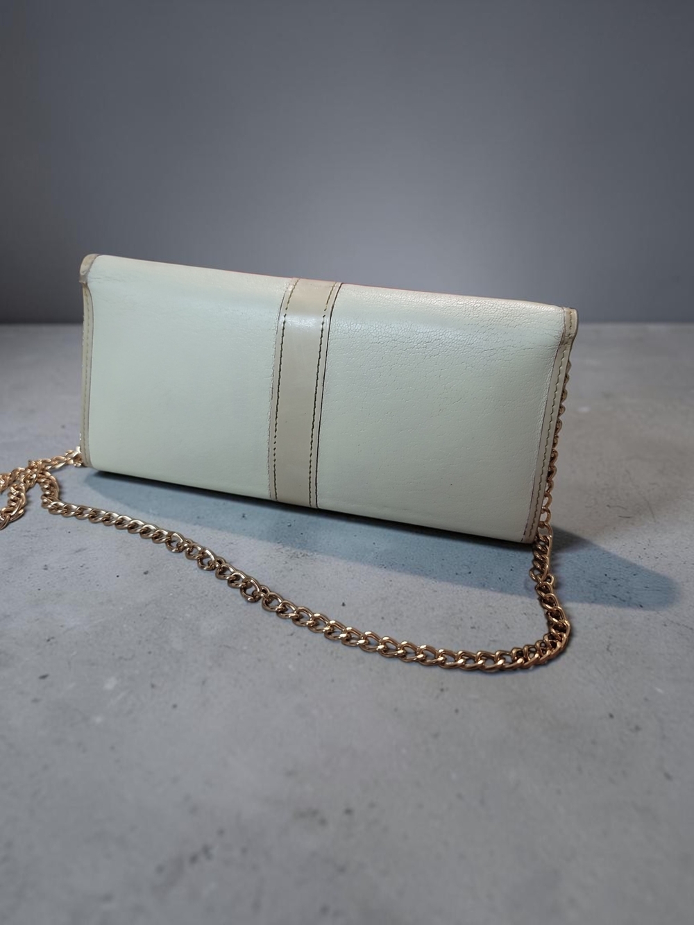 Louis Vuitton Suhali Leather Le Favori Wallet With Chain Preloved With Dusty - Picture 3 of 13